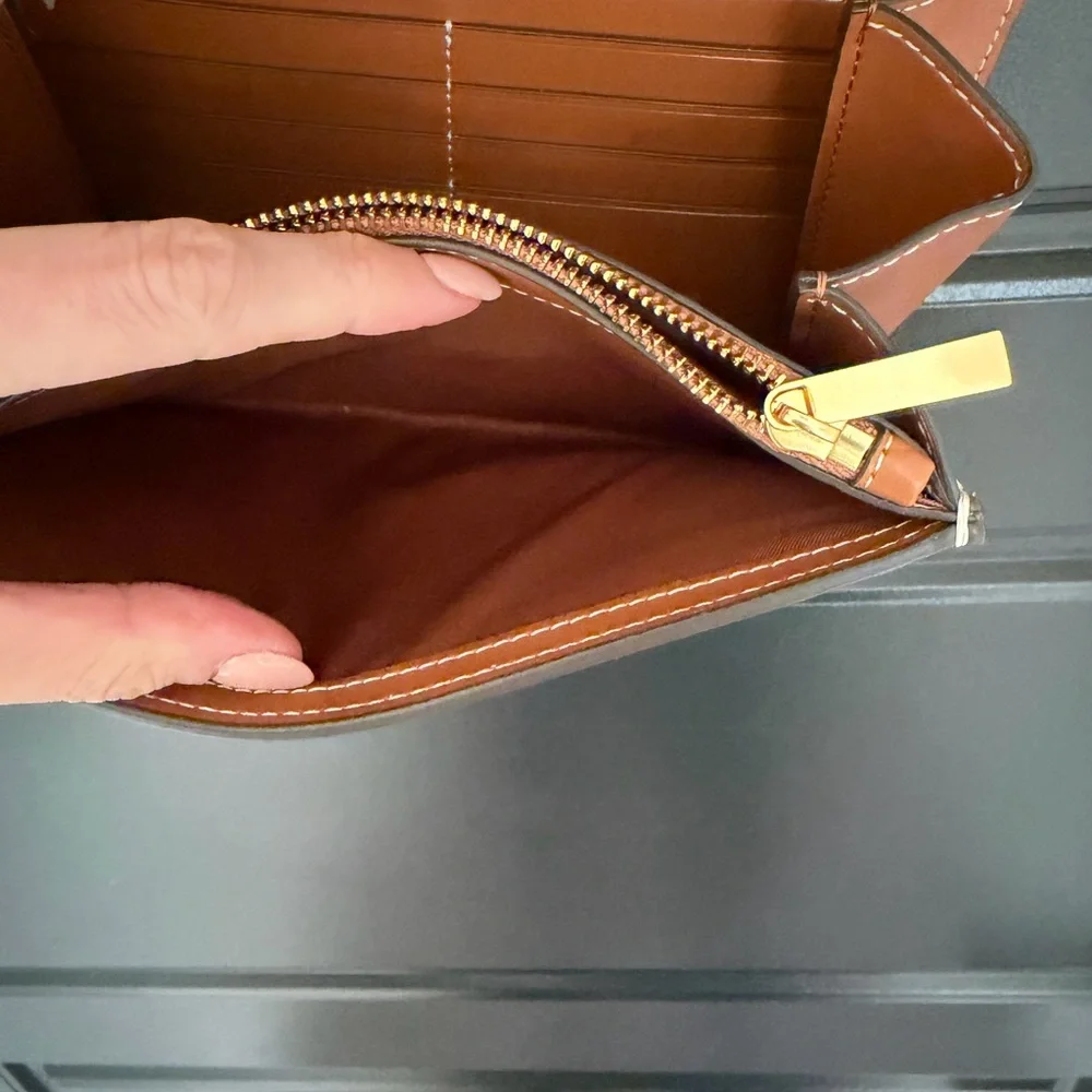 Tory Burch Raffia & Leather Small Crossbody | Retail $478 | 2022 - Picture 7 of 7